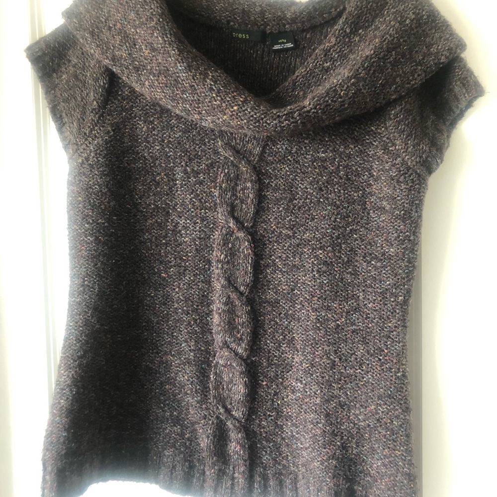 Press Short Slv purple w/ fleck knit  sweater sz S